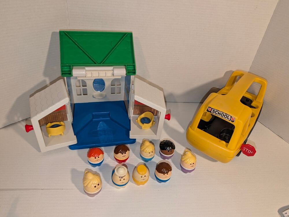Vintage Little Tikes Toddle Tots Lot - School Bus, Family House & 8 Figures 80s
